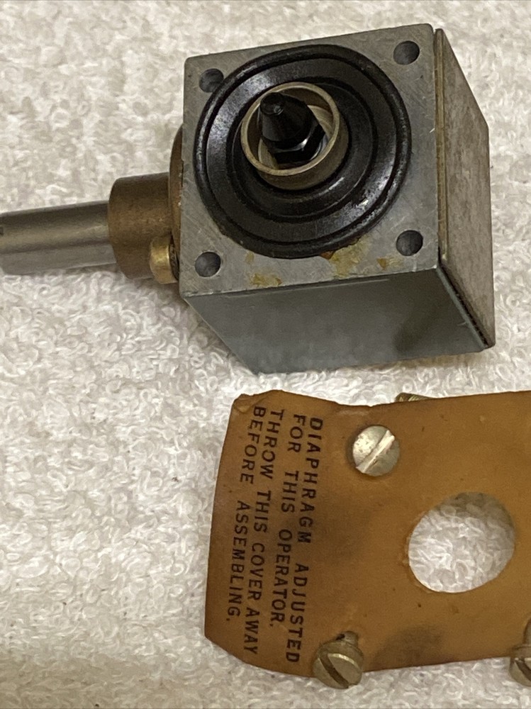 ALLEN BRADLEY Z-16068 OPERATING HEAD