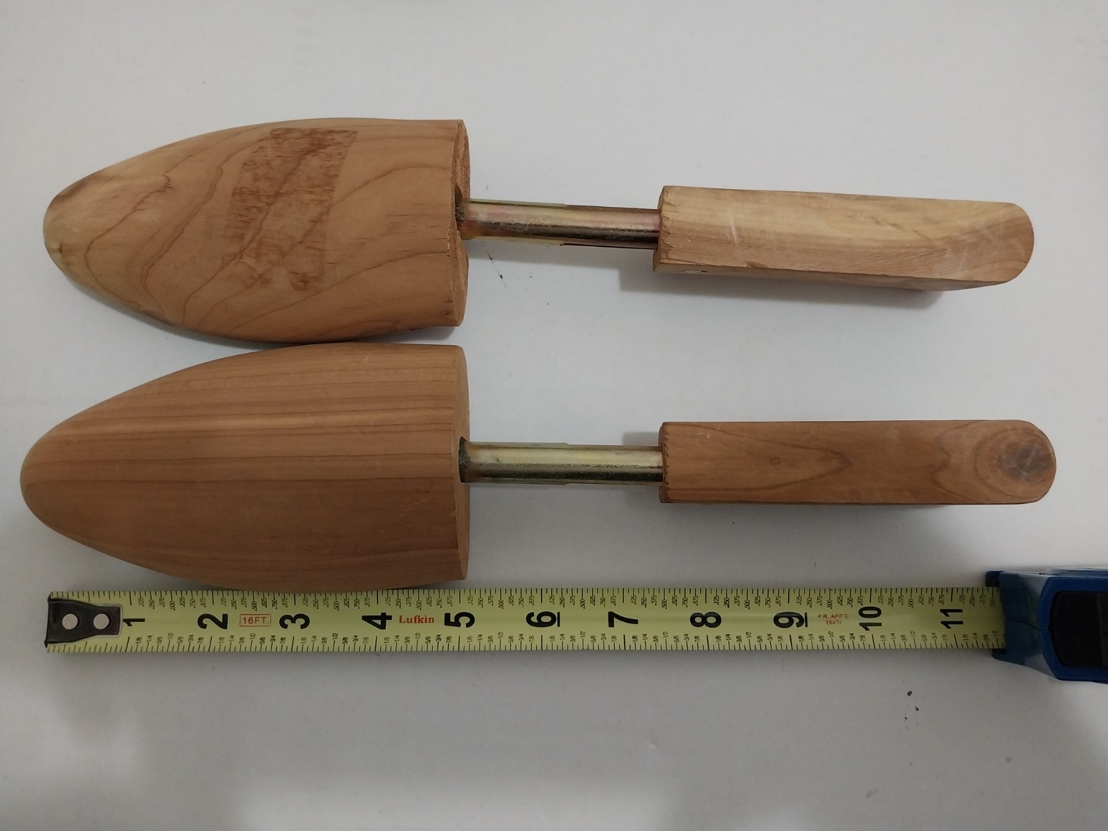 Cedar Wood Shoe Trees Shoe Keepers 1 X Florsheim 2 X Unbranded Medium Lot Of 3pr