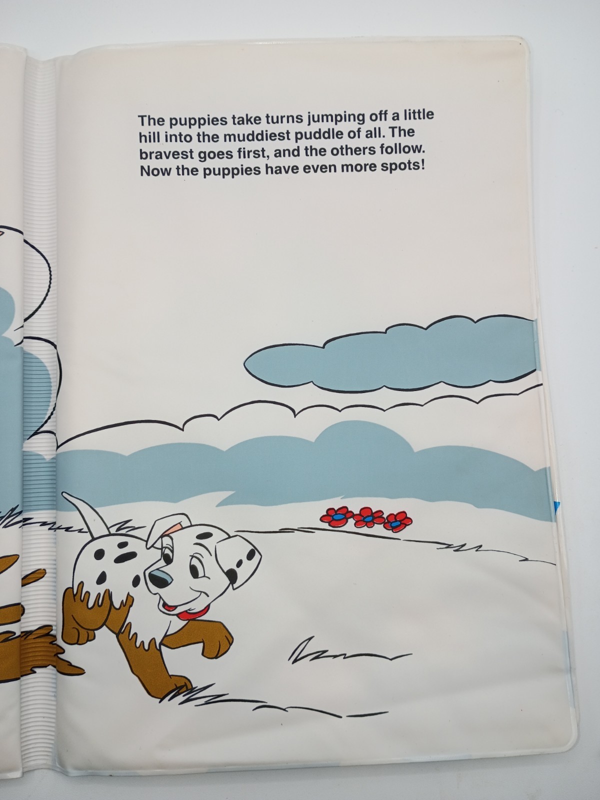 Vtg.1992 The Walt Disney Co. 101 Dalmatians Lots Of Spots Soft Vinyl Bath Book