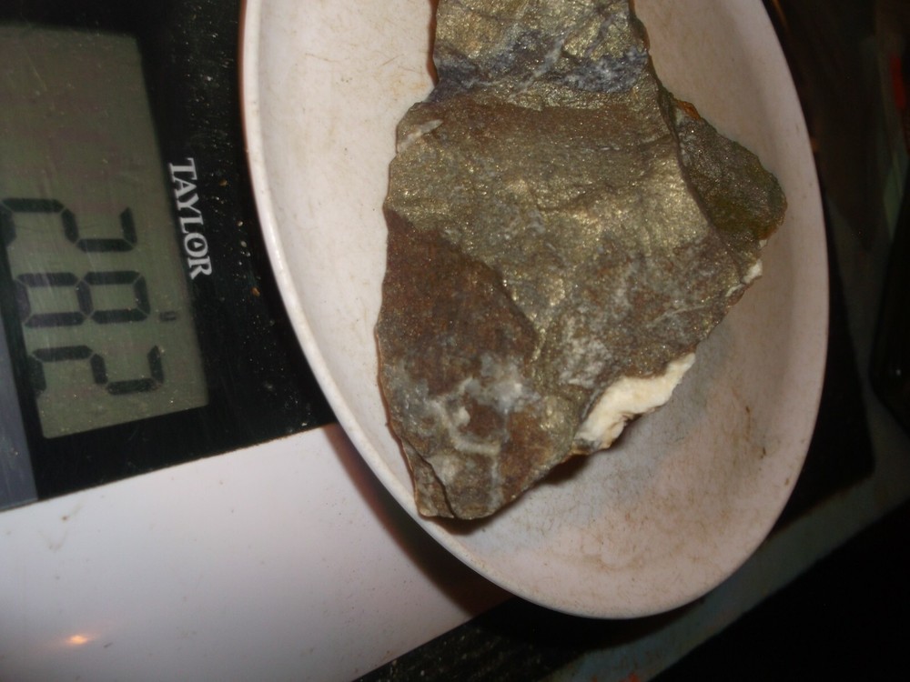 Gold, silver, copper, 282 grams samples ,ore high grade .