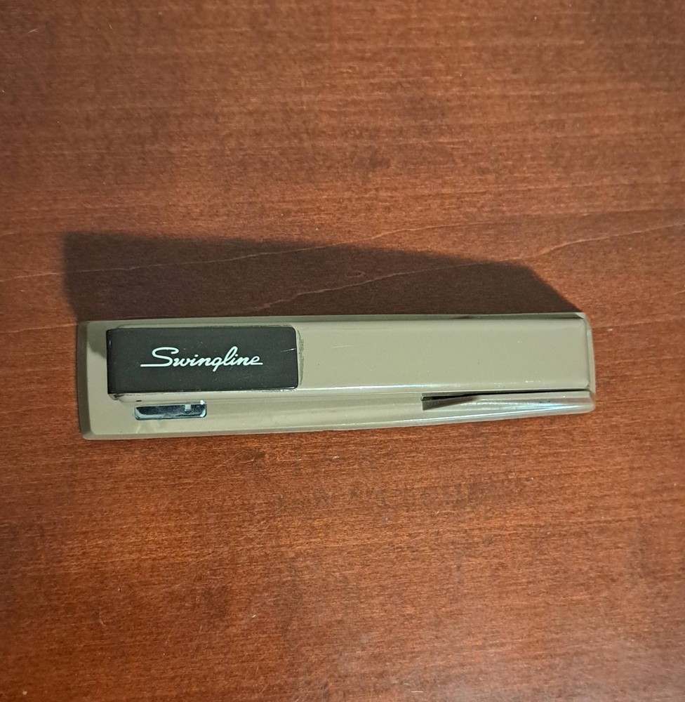 Swingline Manual 8" Stapler