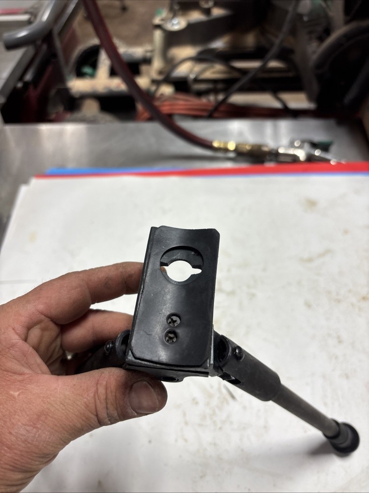 B-Square Bipod System No Mounting Bracket Lower Only Works Good
