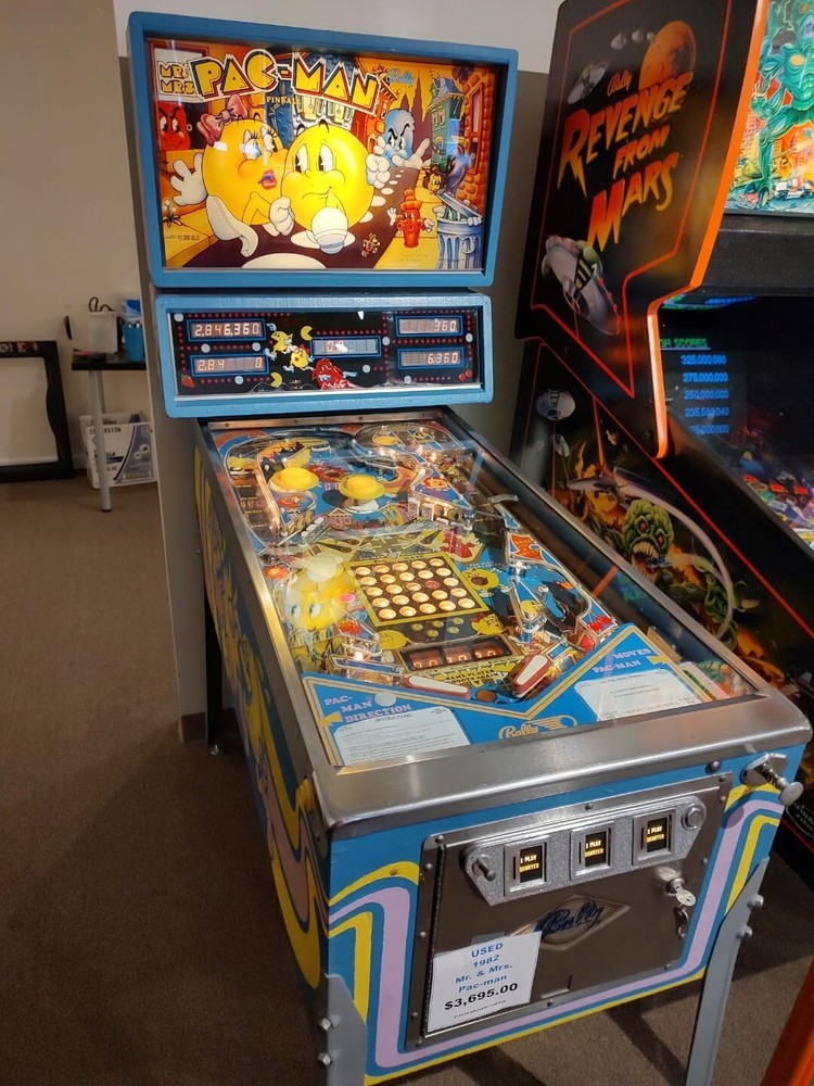 BALLY MR MRS PAC-MAC PINBALL