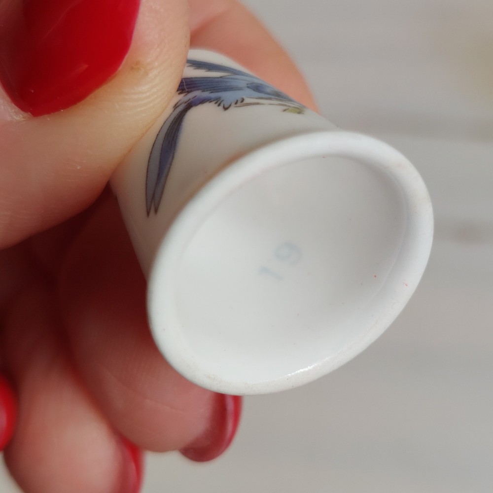 Spode Bird Flower Thimble Fine Bone China England Box Collectable