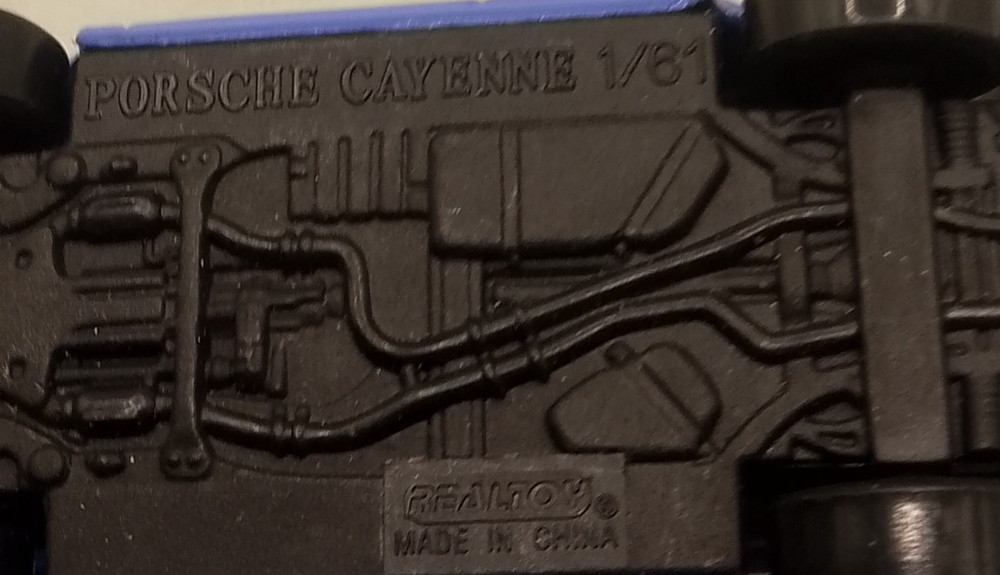 RealToy Porsche Cayenne 1:61 scale