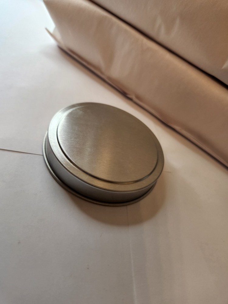 Empty Tins 8oz (24 tins/lids)