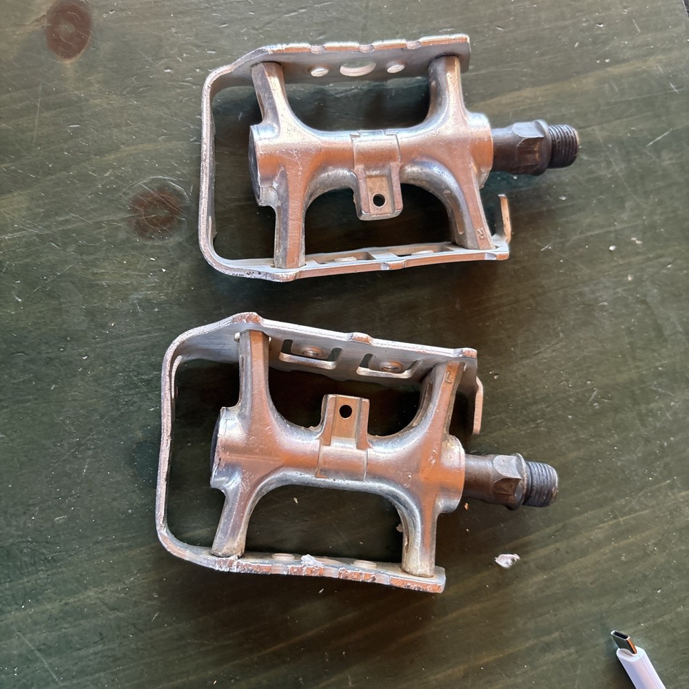 VTG PLATFORM PEDALS K79 Right And Left Nice Used