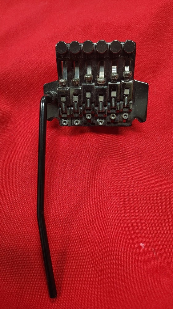 LICENSE FLOYD ROSE TREMOLO