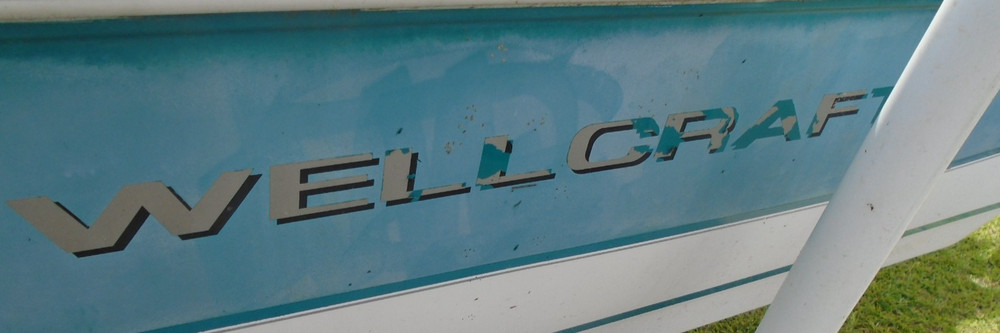 Wellcraft Eclipse 1950 Boat Starboard Side Windshield, THIS SINGLE PIECE