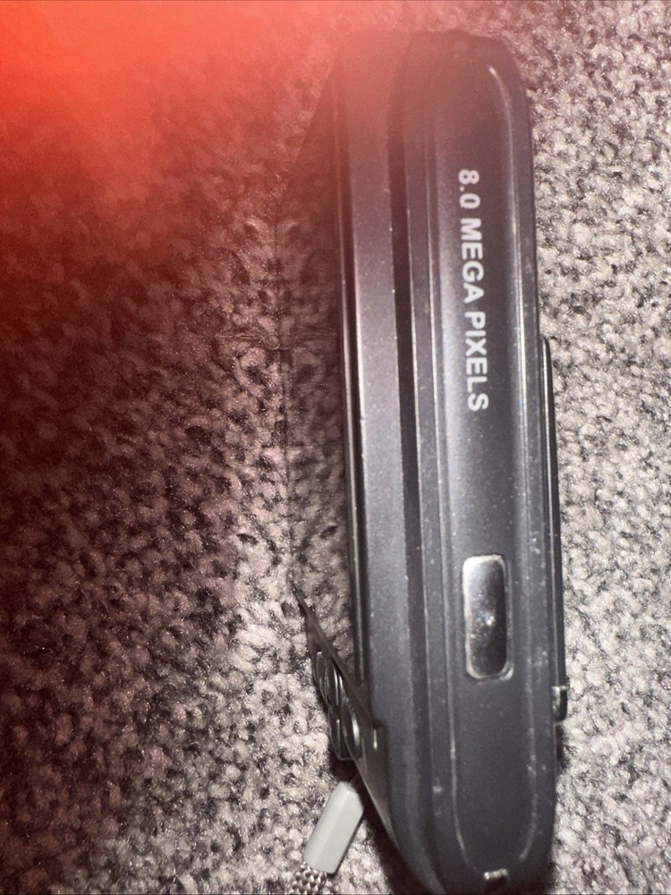 Hitachi HDC 88 Idc Digital Camera Preowned Requires Charging Cable