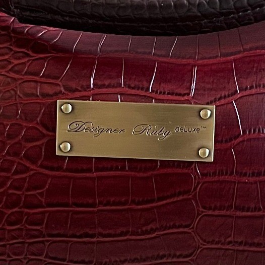 Husqvarna Viking Ruby Sewing Machine Case Croc Red Carry Bag Set