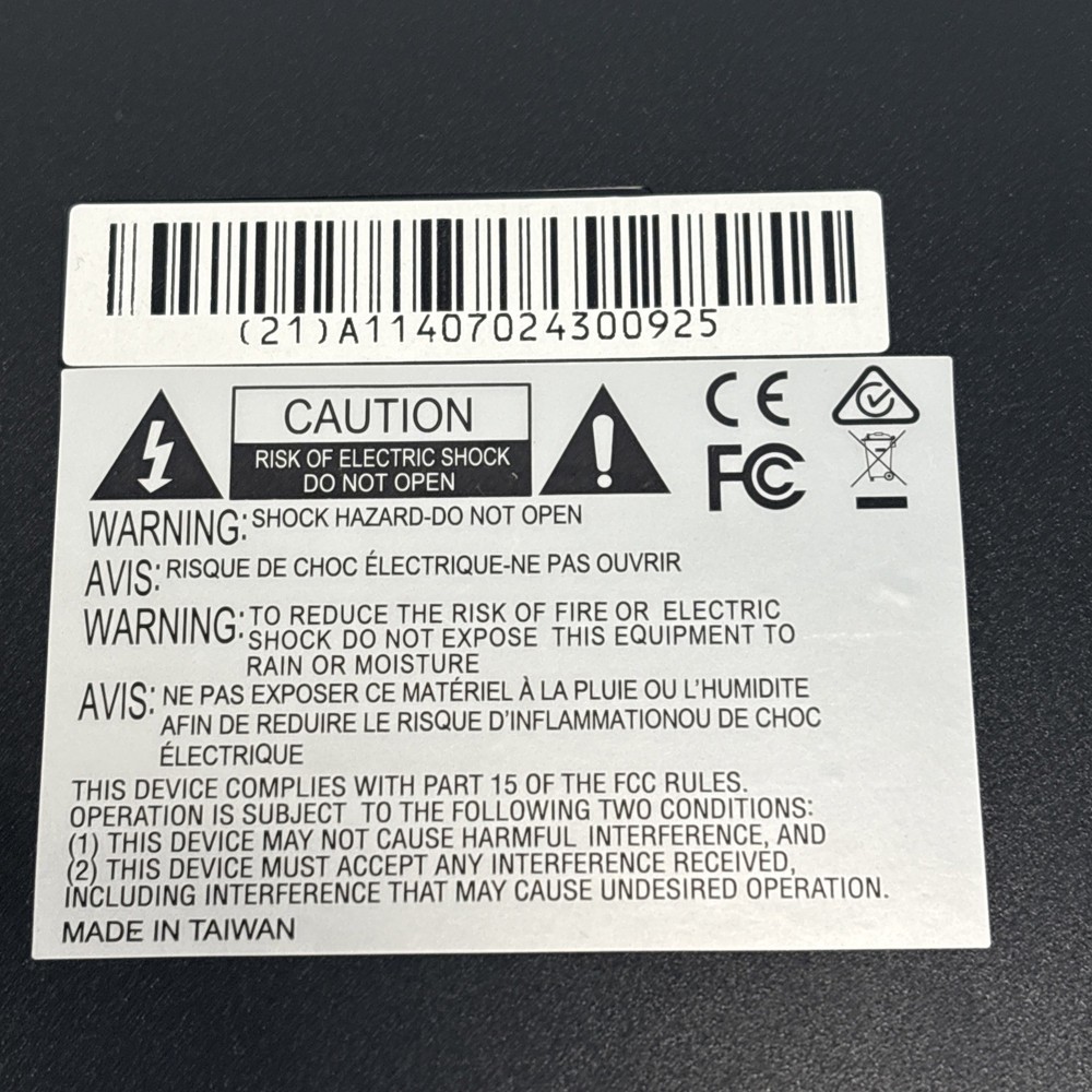 AKAI Professional MPD18 Compact USB MIDI Pad Controller - No Cords