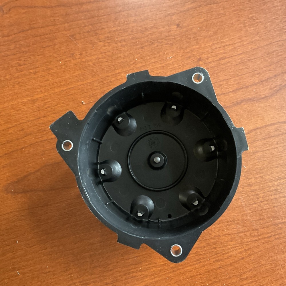 Intermotor Distributor Cap, JH176, With hardware, New In Box, Free Shipping