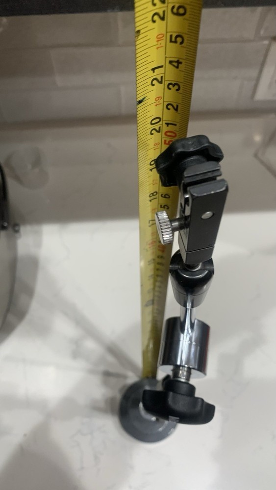 Mitutoyo 21" vacuum suction indicator stand