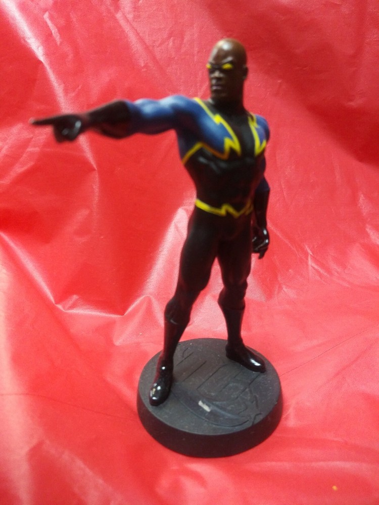 BLACK LIGHTNING Eaglemoss  DC Comics  LOOSE FIGURE