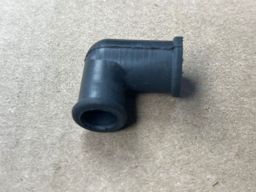 Briggs & Stratton 67838 GROMMET COVER