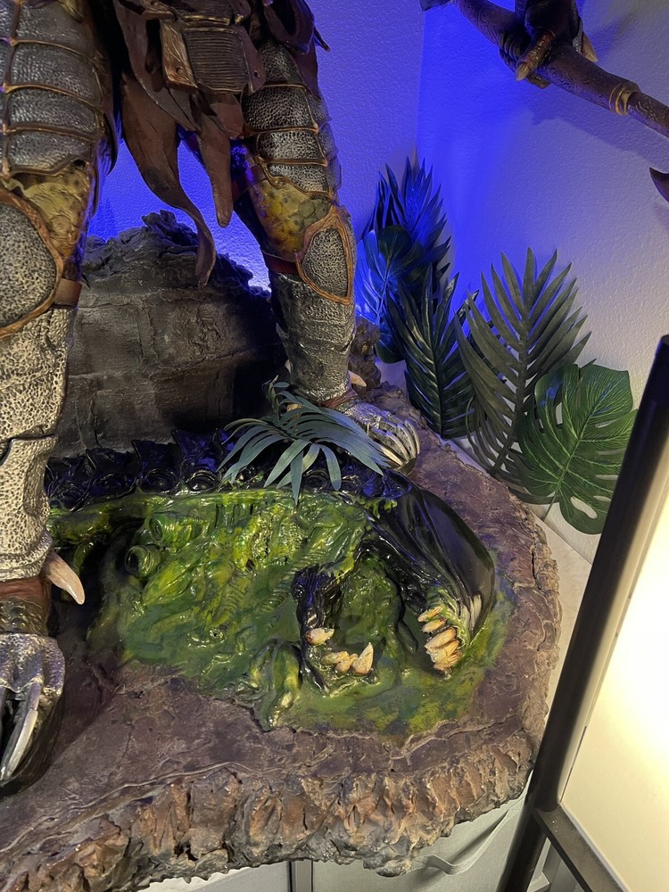 Custom Wolf Predator Statue 1:2 Scale Alien Vs Predator