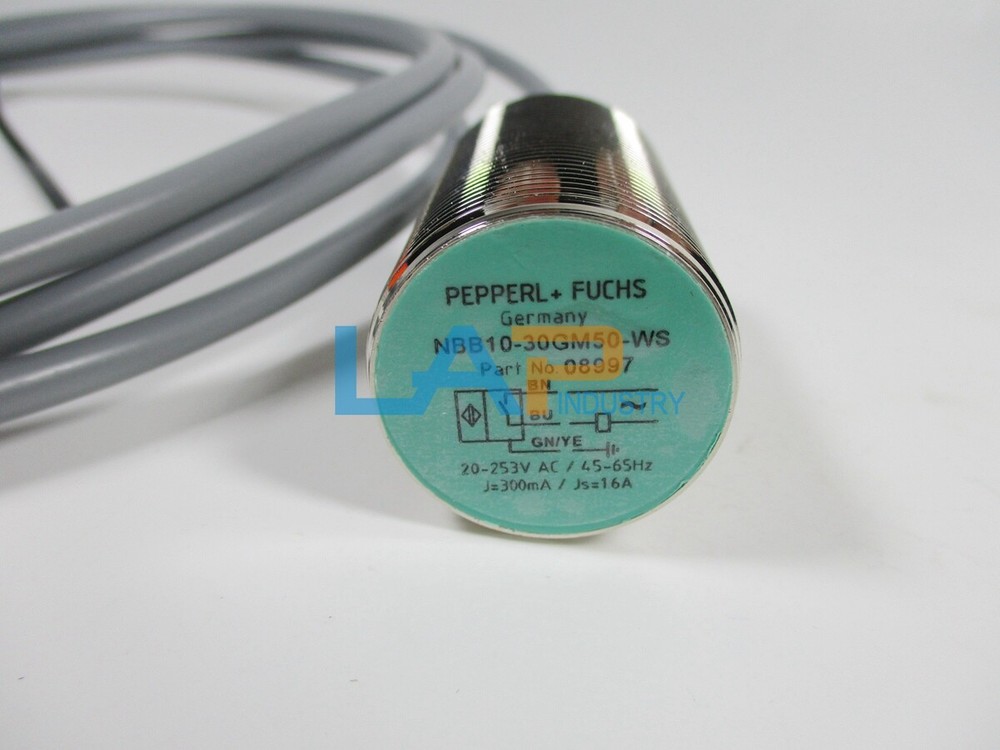 1Pcs New Inductive Proximity Sensor NBB10-30GM50-WS