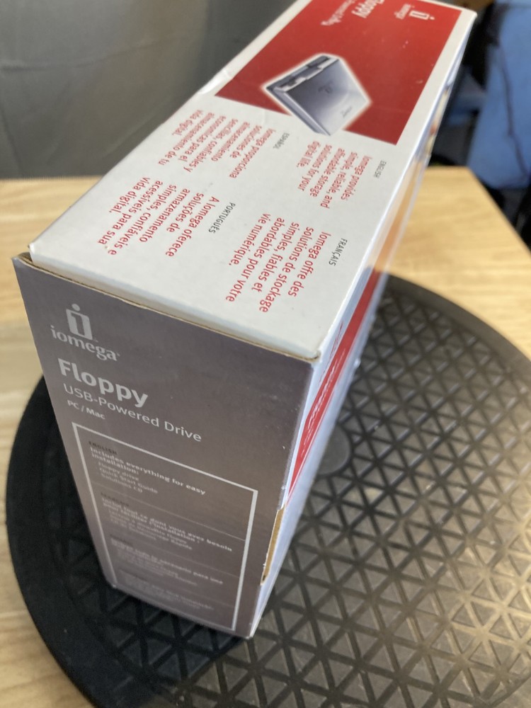 Iomega Floppy USB-Powered Drive for PC/Mac - Open Box Floppy Drive