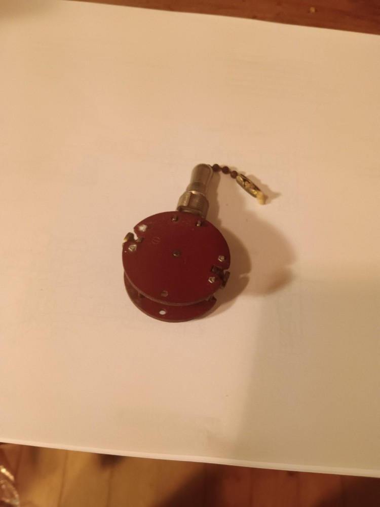 Vintage Mcgill/Levolier Side Pull Electrical Switch