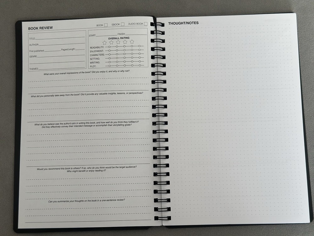 2 Small Simple Reading Journals