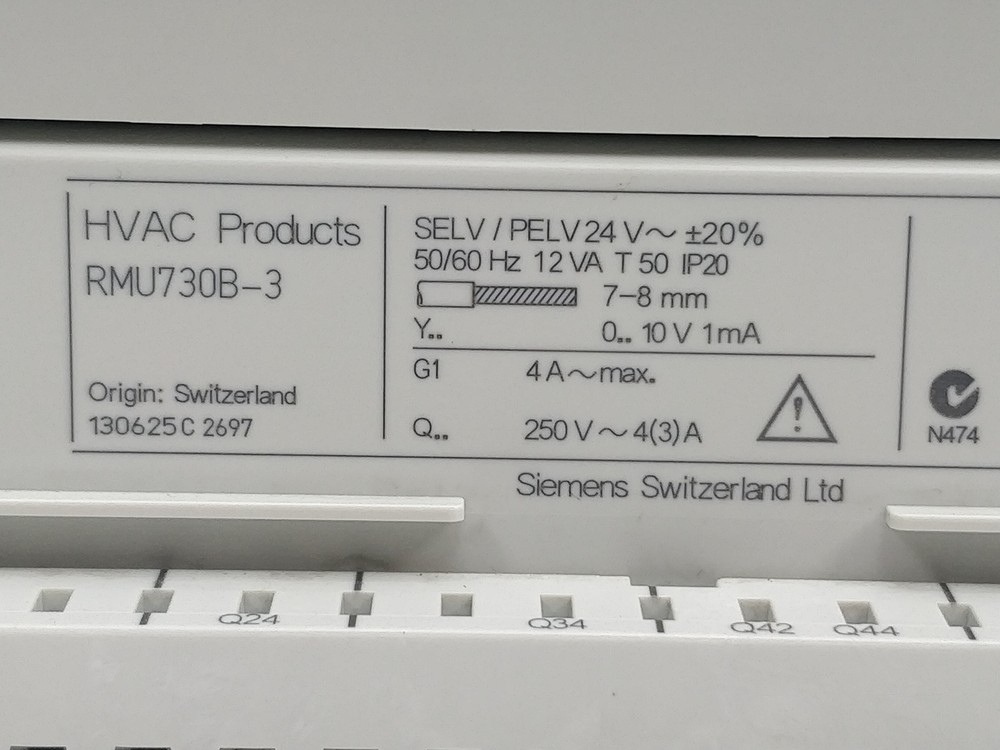 Siemens Rmu730b-3 Universal Controller 24v~±20%