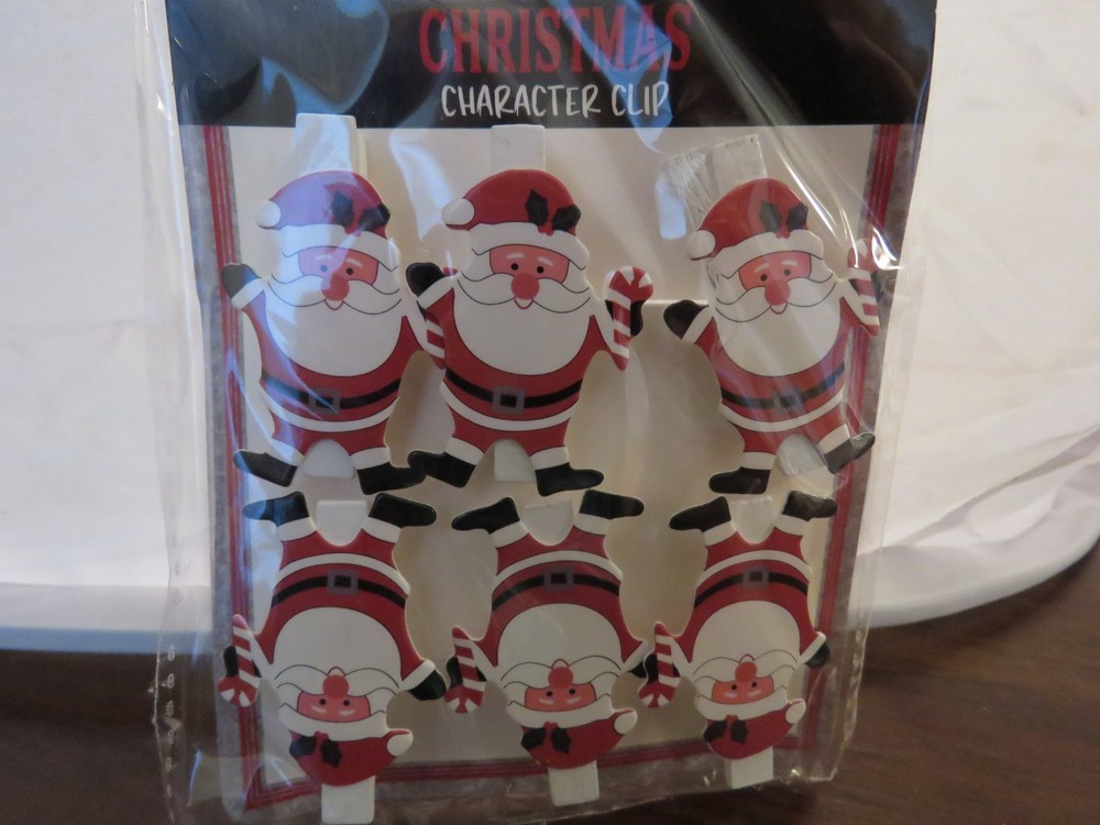 Christmas Character Clips - 6 Count - Santa - Measures Approximately: 2"