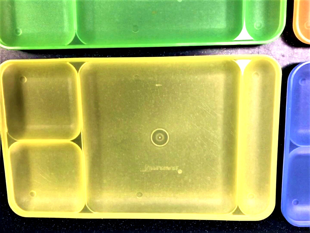 4 RETRO COLORED TUPPERWARE PLASTIC DIVIDED TRAY LUNCH TV STACKABLE CAMPING