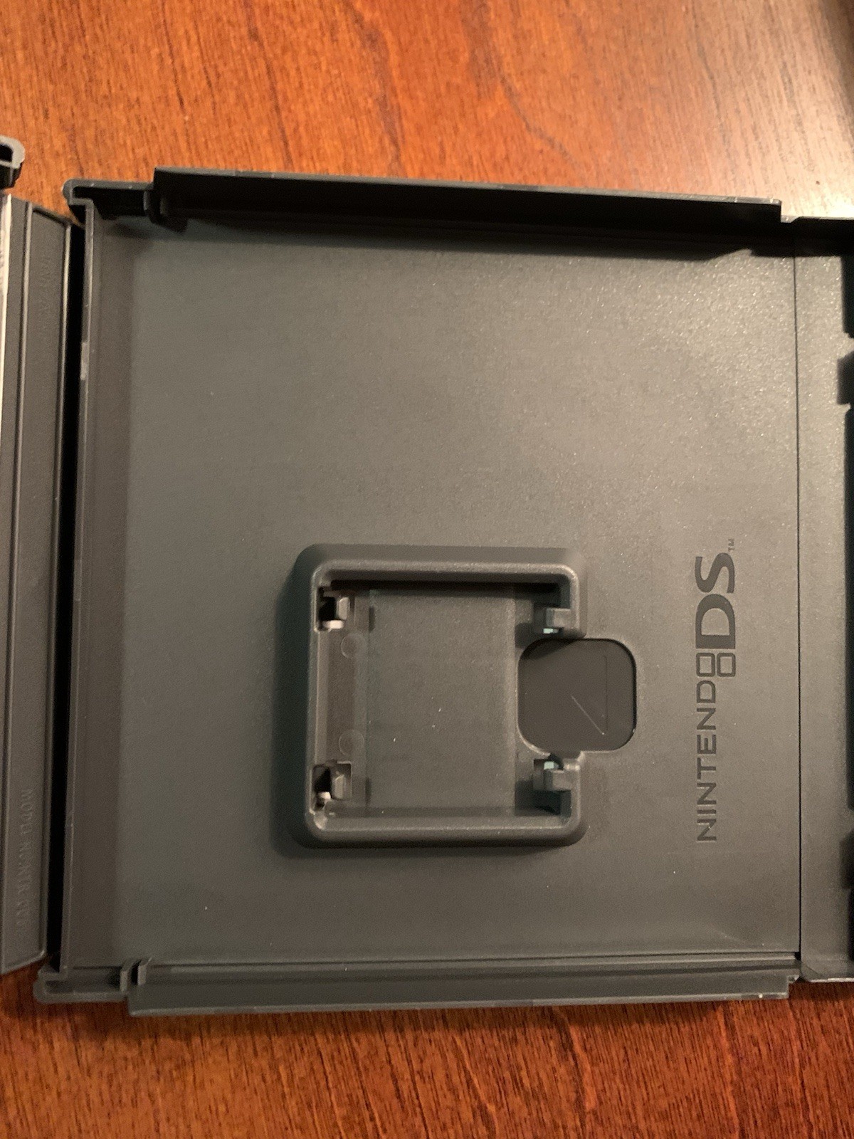 Pokemon White Version 2 Nintendo DS Replacement Case Only NO GAME Display Only