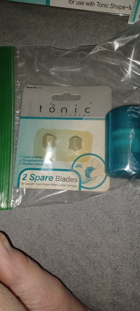 Tonic Studios Shapes Sets Round, Square, Ruler With Cutter Extra Blade Scrapbook