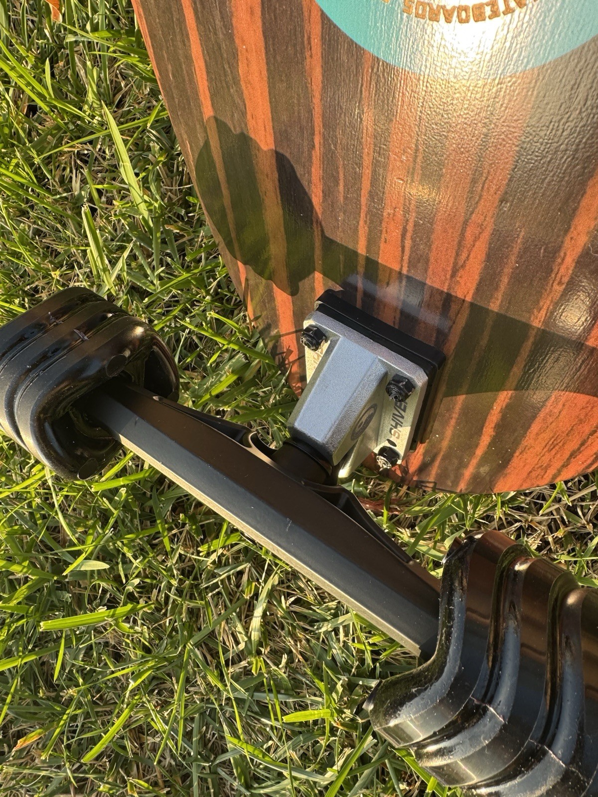 Carve Life Surfskate Comes with 72mm DNA Shark Wheels. MADE IN USA.