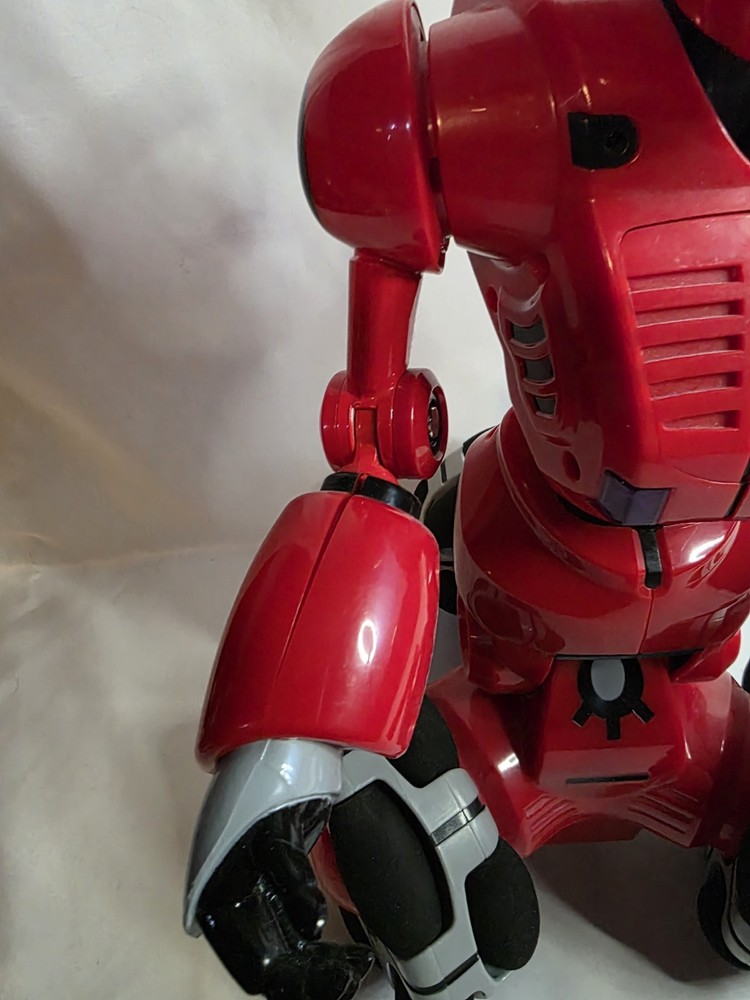 WowWee Tribot Talking Interactive Robot & Remote Control 15” Tested