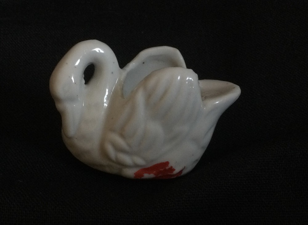 Japan White Swan Open Salt Cellar