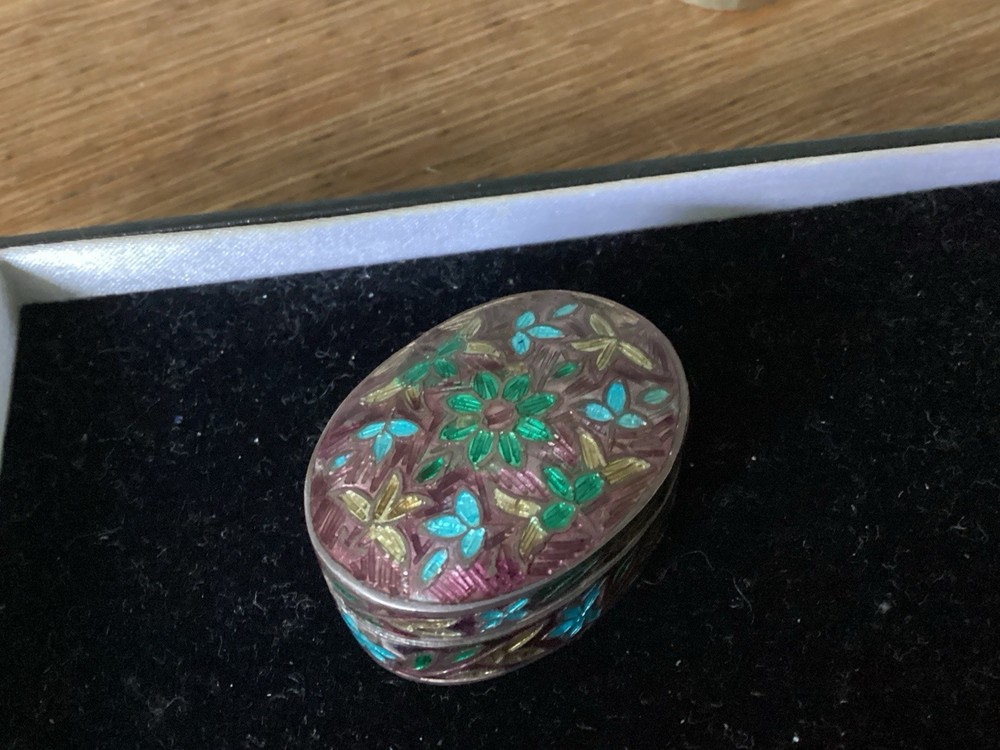 Pretty Vintage Silver And Enamel Pill Box