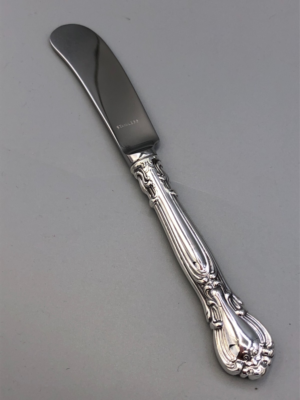 Chantilly by Gorham Sterling single Paddle Butter Spreader  6 1/8"