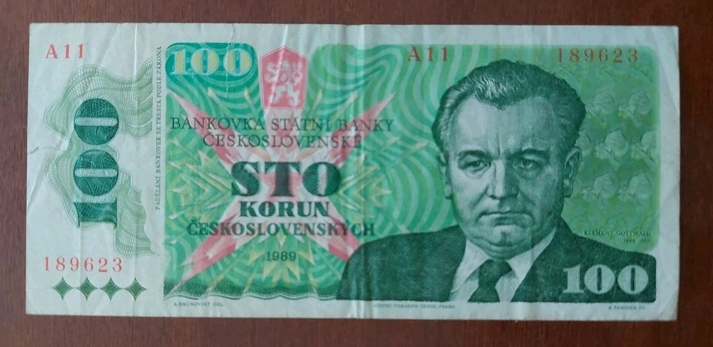 1989 Czechoslovakia 100 Korun - read notes