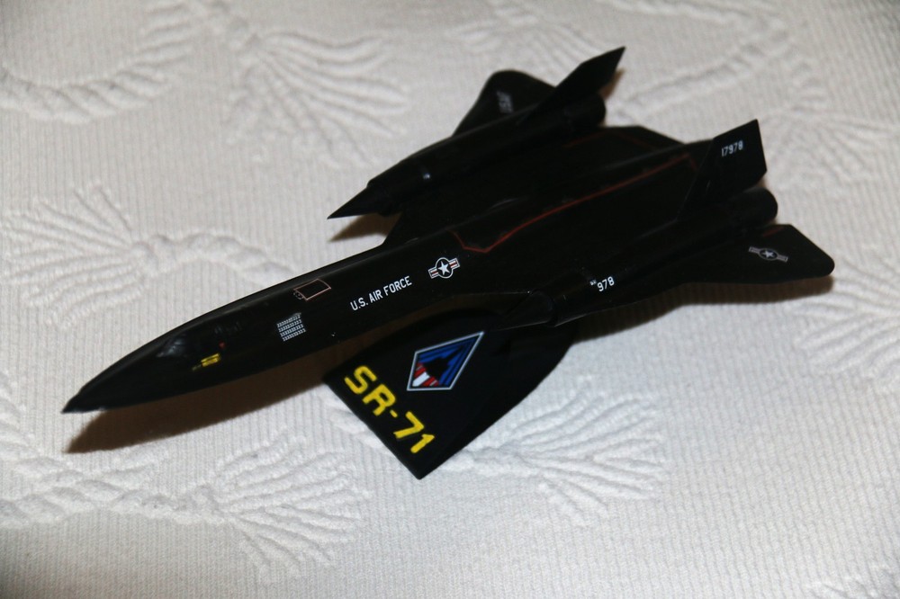 1/144 - SR - 71 Blackbird - Built & Painted