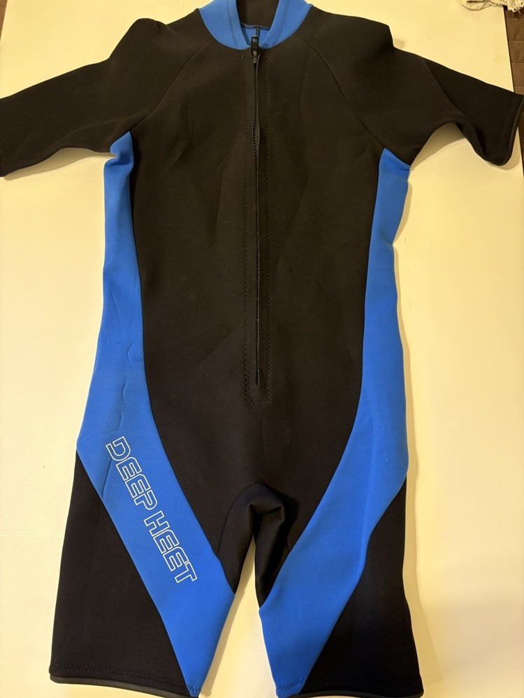 Deep Heet Men’s Wet Suit Size XL
