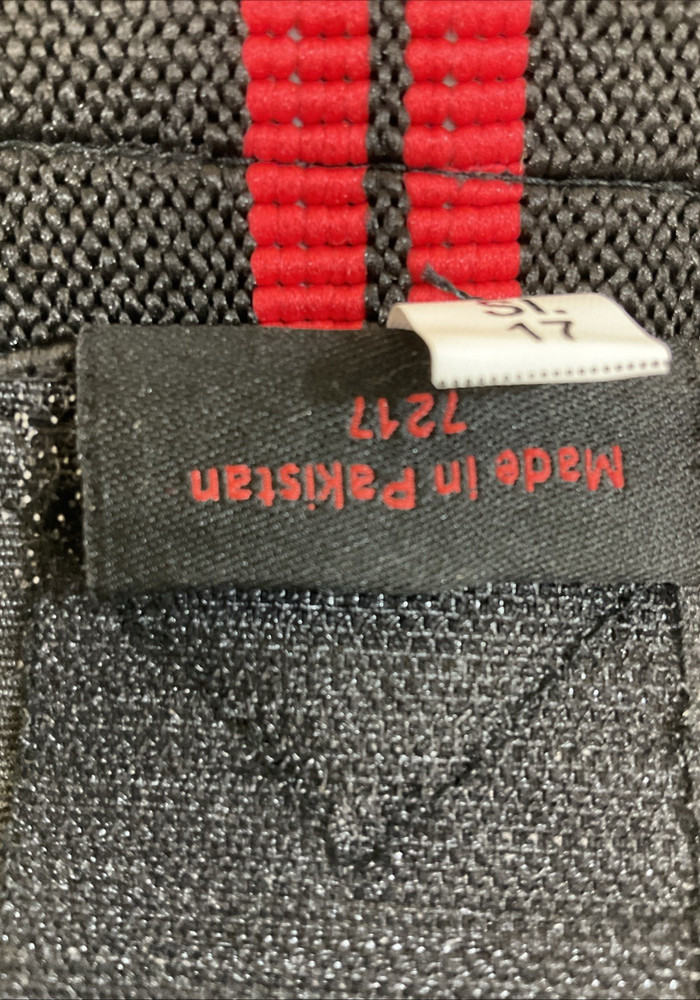 Harbinger Single Red Line Weightlifting Wrist Wrap Thumb Loop Fully Adjustable