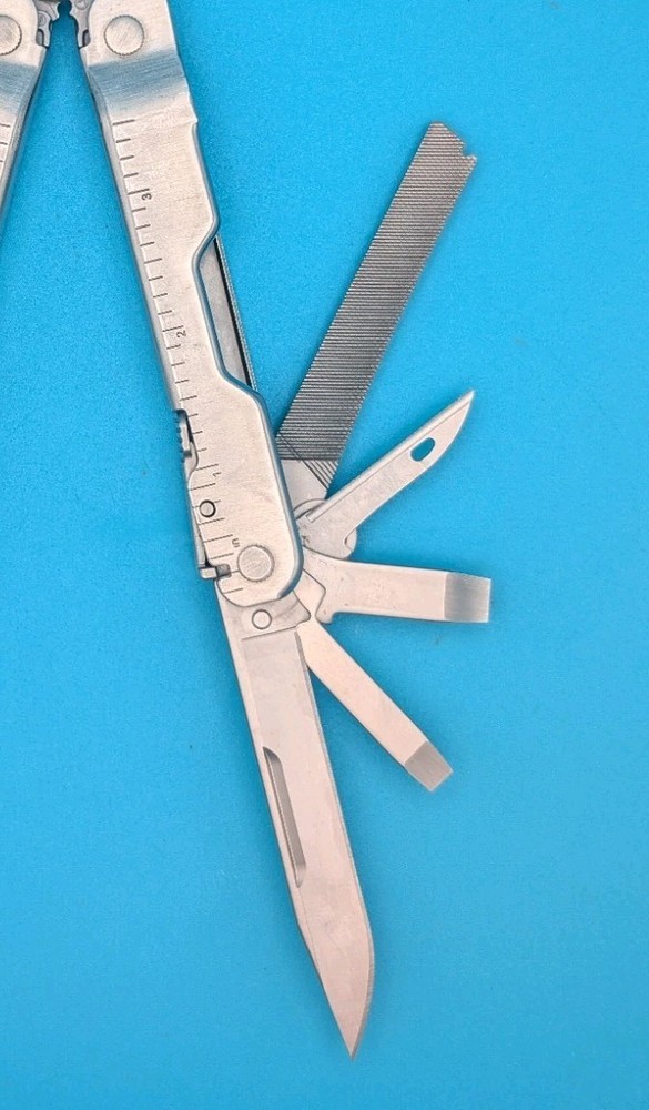 Leatherman Stainless Steel Super Tool 300 Multitool!