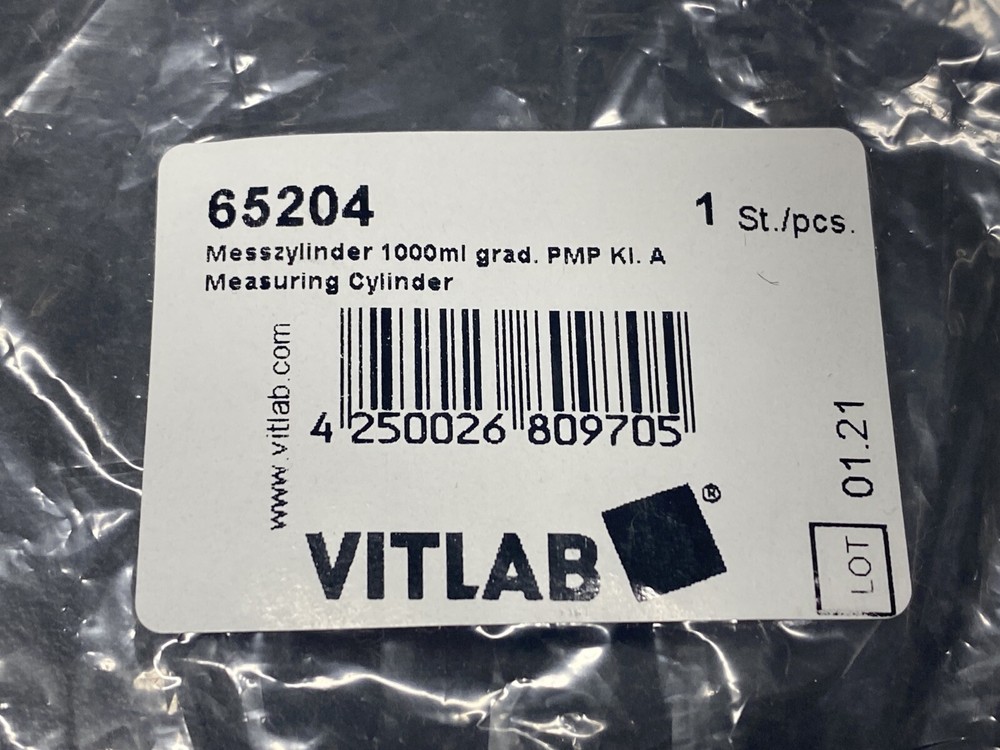 VITLAB Tall Form 1000mL Class A PMP Graduated Cylinder Hex Base 65204