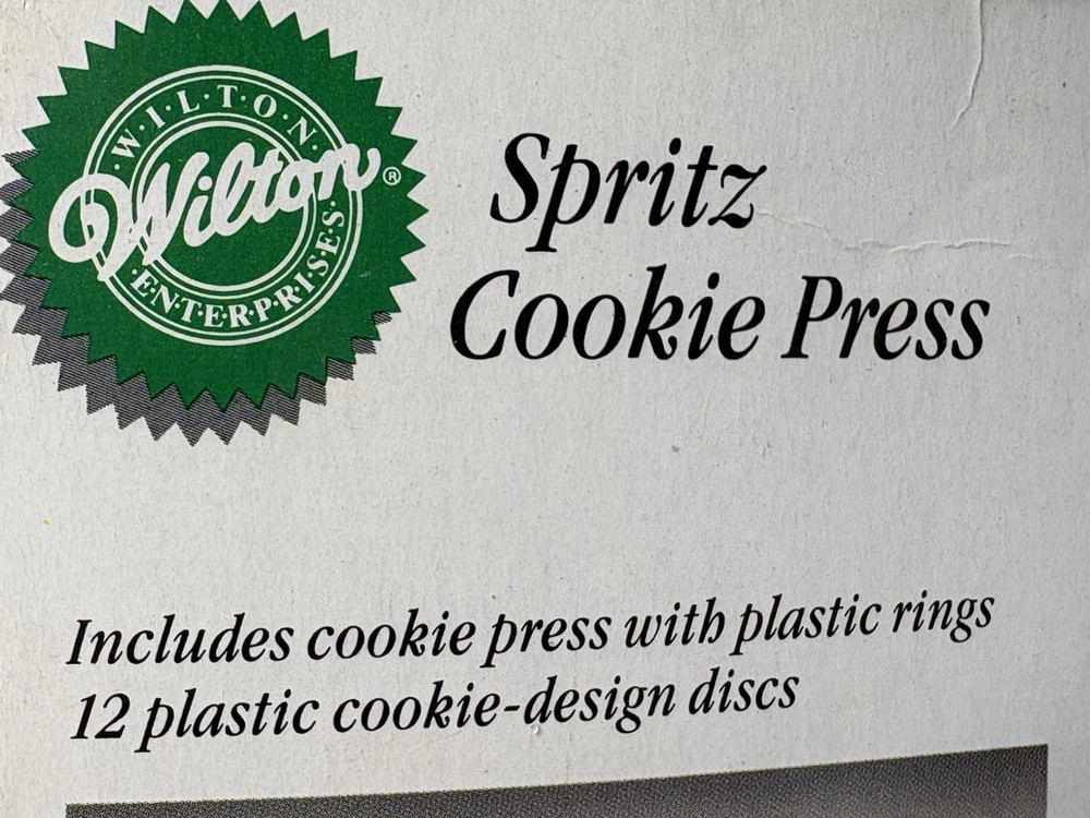 Wilton Spritz Cookie Press With 12 Disc Design Large Barrel Easy Squeeze Trigger