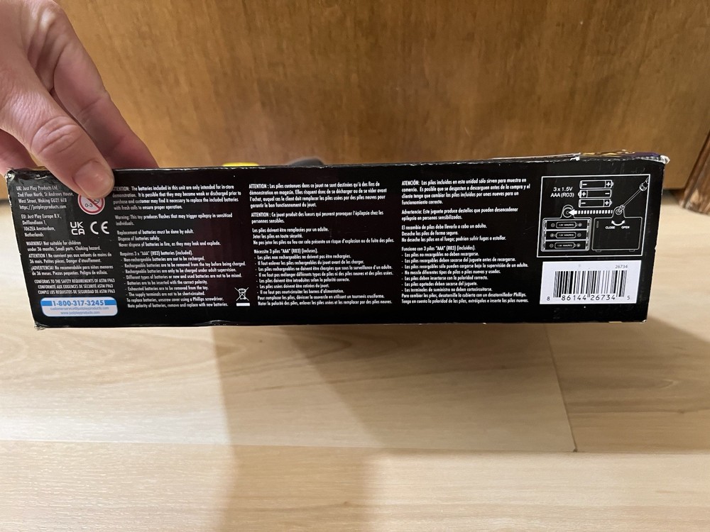 Batman Ultimate Gauntlet Launcher With Lights & Sounds DC Comics Interactive