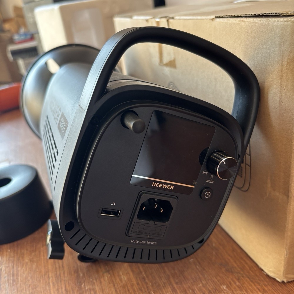 NEEWER CB60 LED Video Light