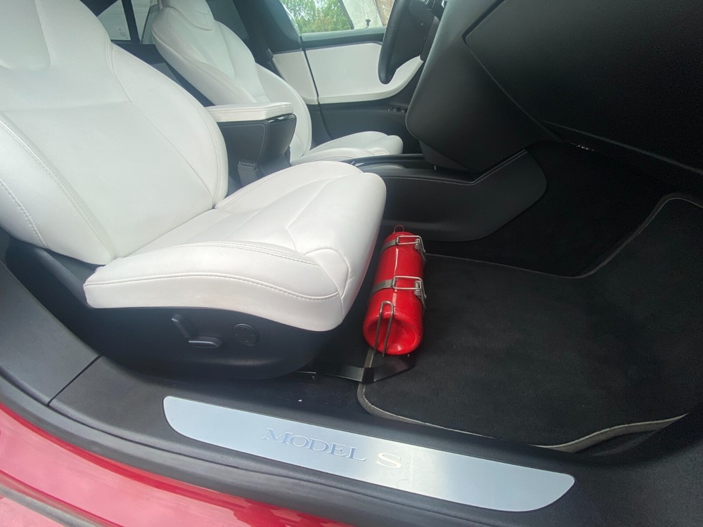 Fire Extinguisher Bracket Holder Mount for Tesla Model S Performance Plaid