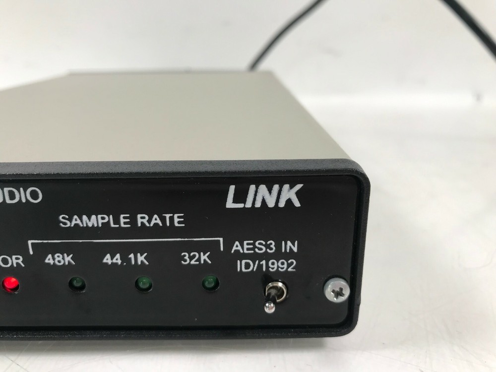 Link LEI-547 AES/EBU to Analog Audio