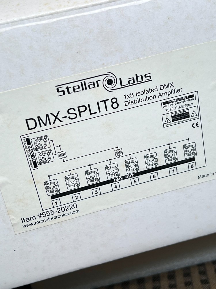 NEW! Stellar Labs 555-20220 DMX-SPLIT8 1x8 Isolated Distribution Amplifier