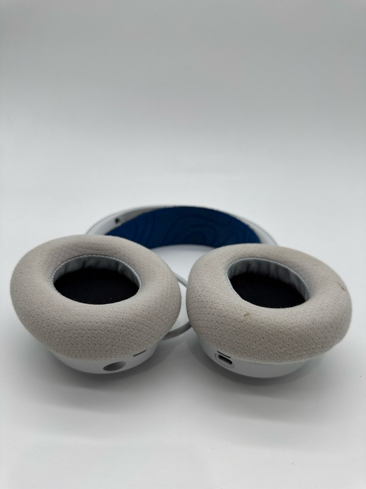 SteelSeries Arctis Nova 7P Wireless Gaming Headset Bluetooth PS5 PC White