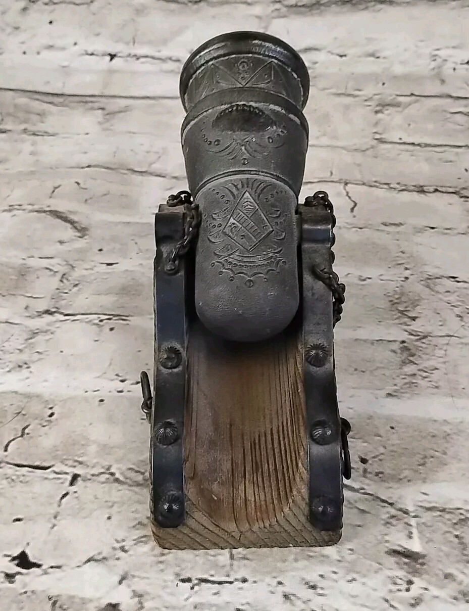 Vintage Wood / Cast Iron Miniature Display Cannon "Mortero Campara"