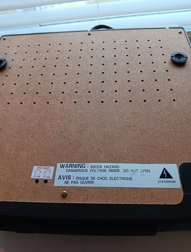 VTG DENON DP-25F FULL AUTOMATIC TURNTABLE w/OPERATING INSTRUCTIONS & Spindle